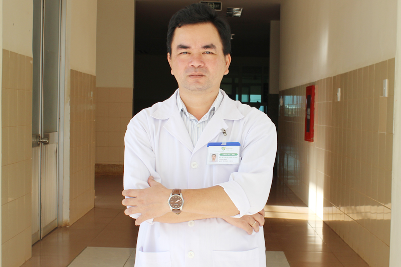 BS. Nguyễn Đình Toàn – Trưởng Khoa